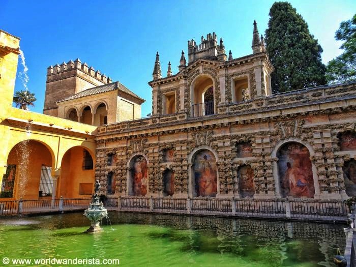 Alcazar pond structure